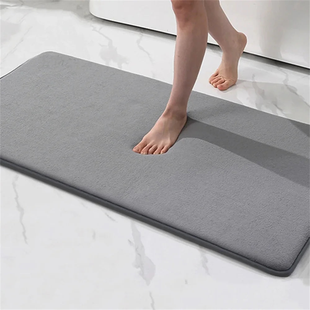Memory Foam Bath Mat with Antislip Bottom and High Absorbency