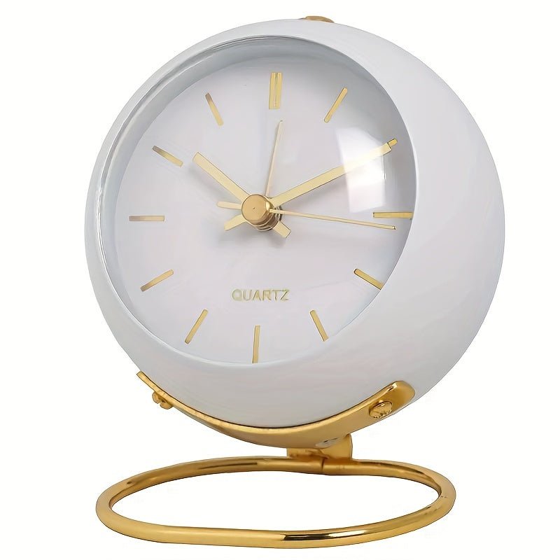 Retro Round Analogue Alarm Clock with Night Light