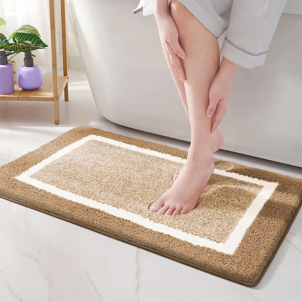 Bath Mat Non-Slip with Absorbent Border Design and Non-Slip Backing
