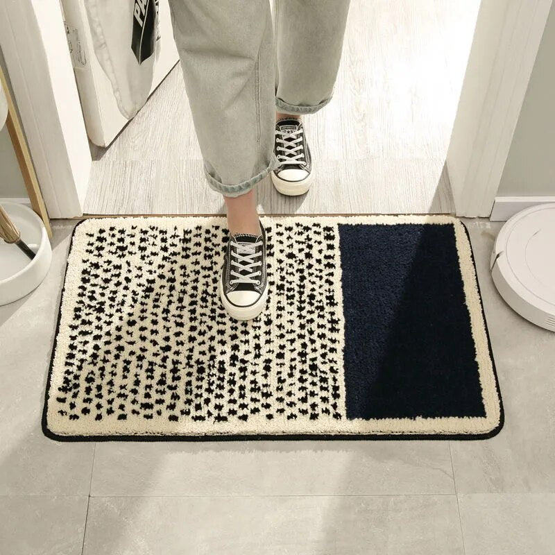 Bath Mat with Abstract Pattern and Anti-Slip Bottom