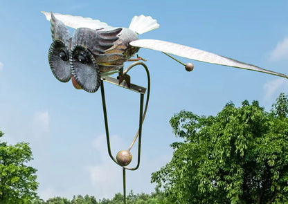 Bird Wind Spinner Garden Ornament with Moving Wings