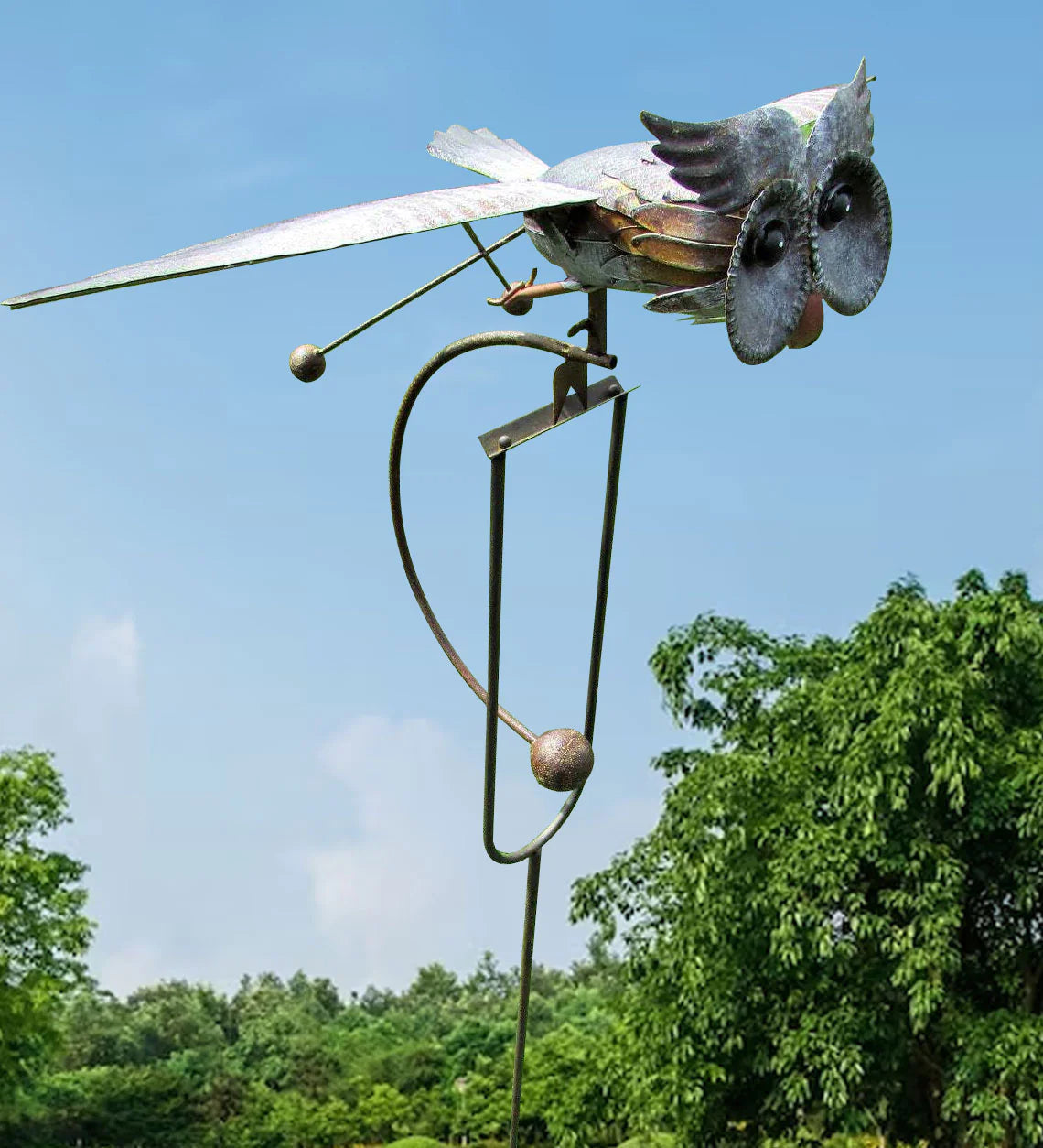 Bird Wind Spinner Garden Ornament with Moving Wings