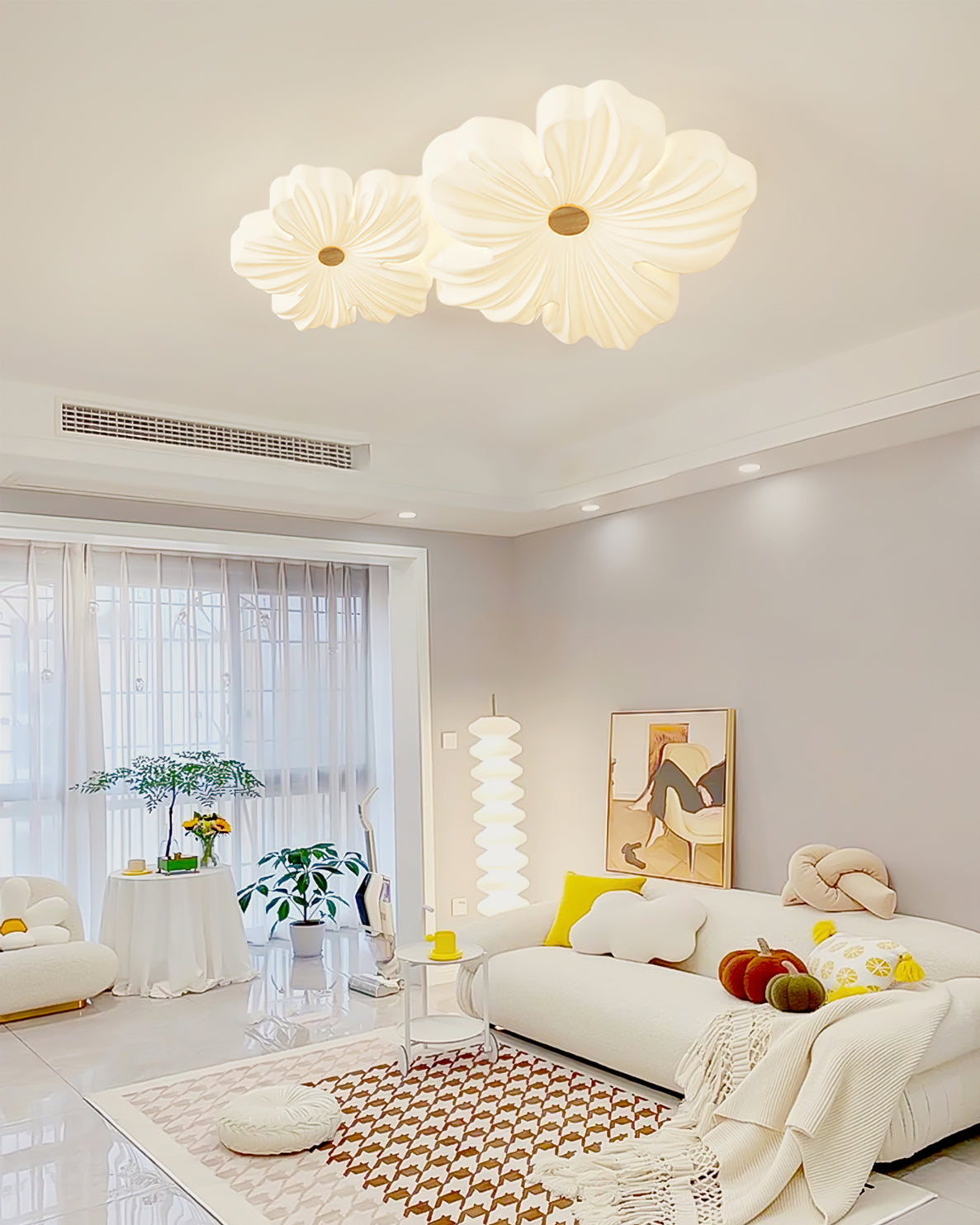 Ceiling Lamp Bohemian Flower Shape with Integrated LED and Wood Detail