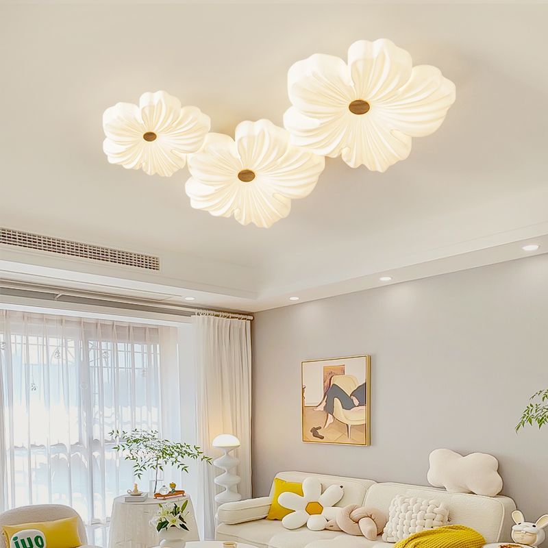 Ceiling Lamp Bohemian Flower Shape with Integrated LED and Wood Detail