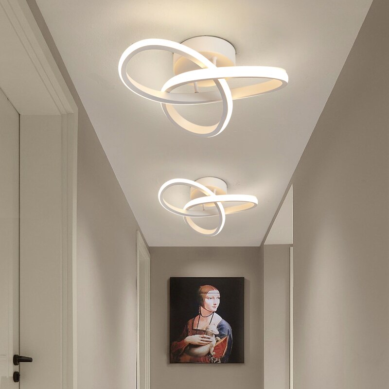 Ceiling Lamp Modern LED Flush Mount with Interlocking Ring Design