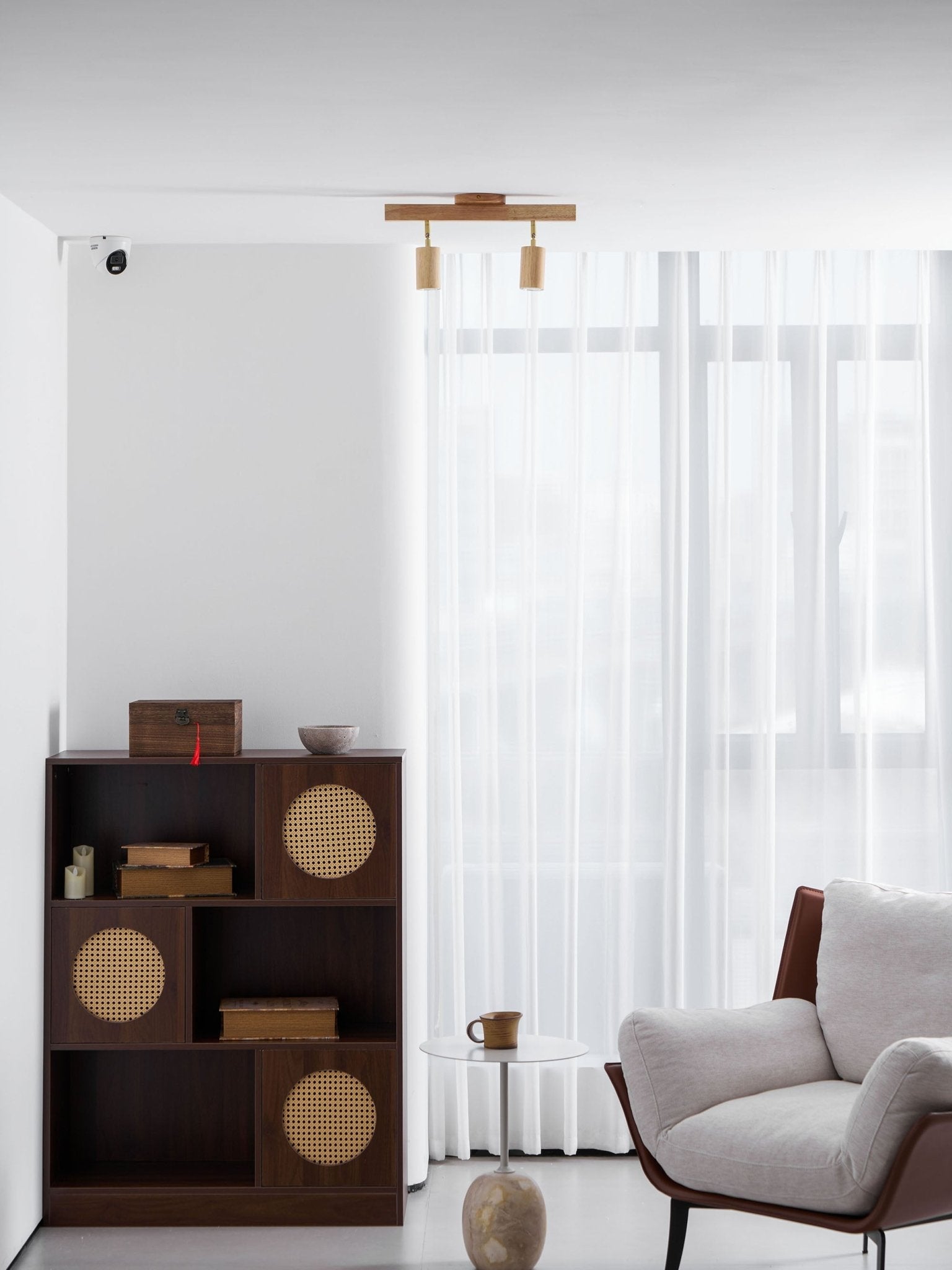 Ceiling Spotlight Track Light Scandinavian with Rotatable Wood Heads and E27 Fitting