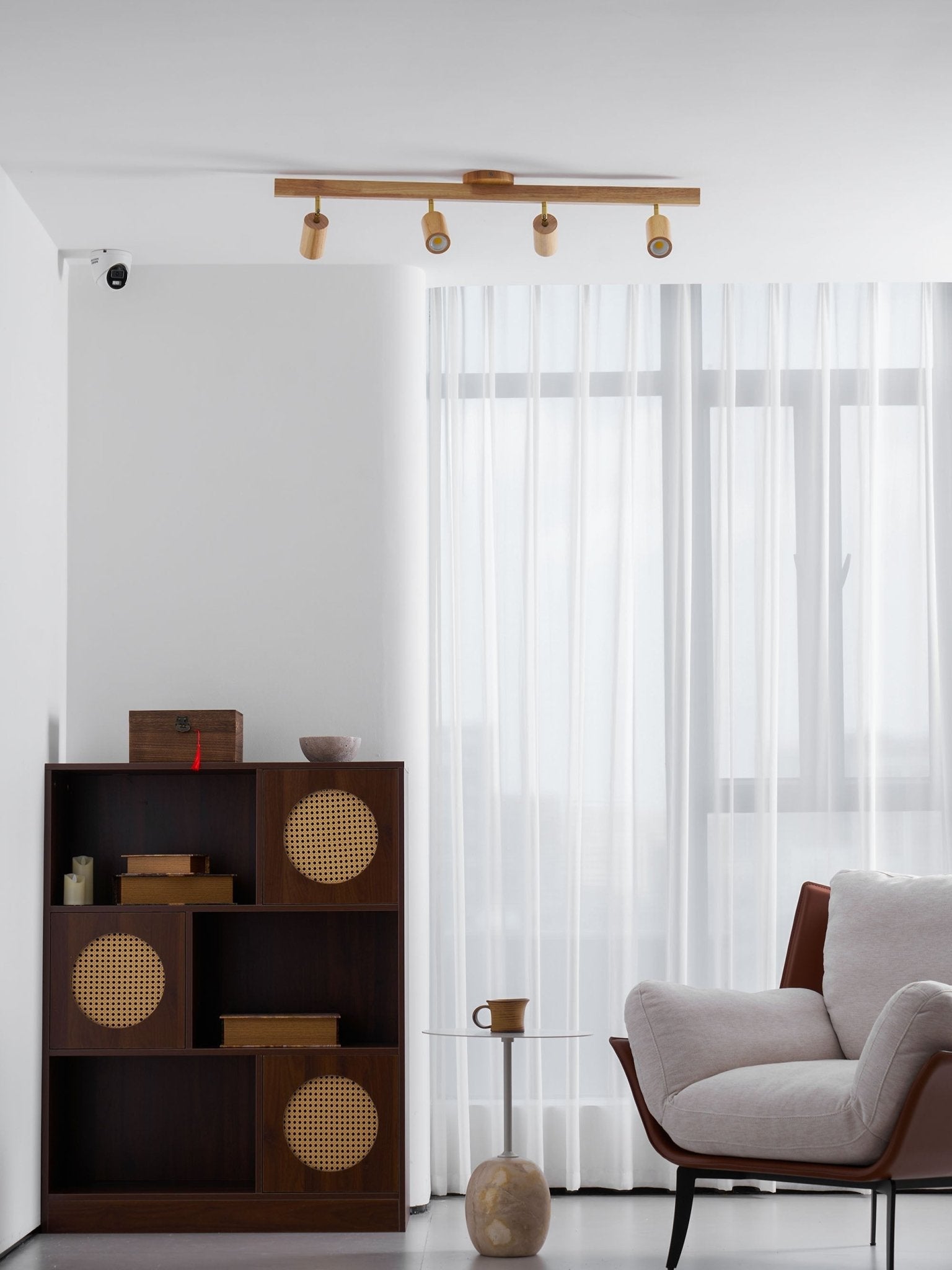 Ceiling Spotlight Track Light Scandinavian with Rotatable Wood Heads and E27 Fitting