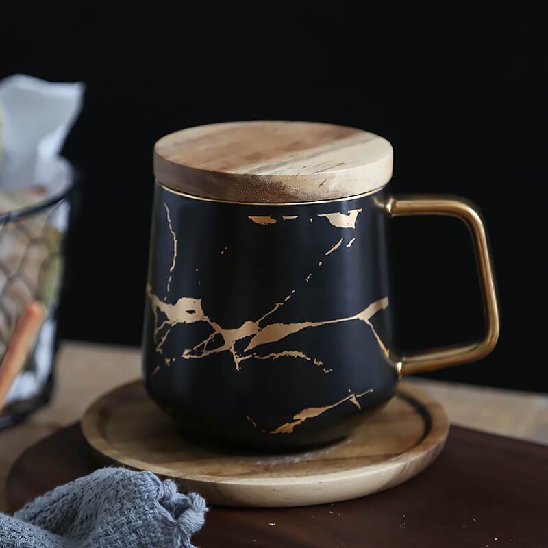 Ceramic Coffee Mug with Wooden Lid and Gold Marble Pattern