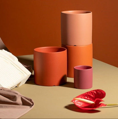 Ceramic Plant Pot with Saucer and Drainage Hole, Minimalist Cylinder Design