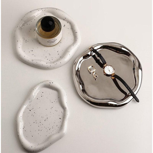 Ceramic Trinket Dish with Shiny Finish for Rings and Earrings