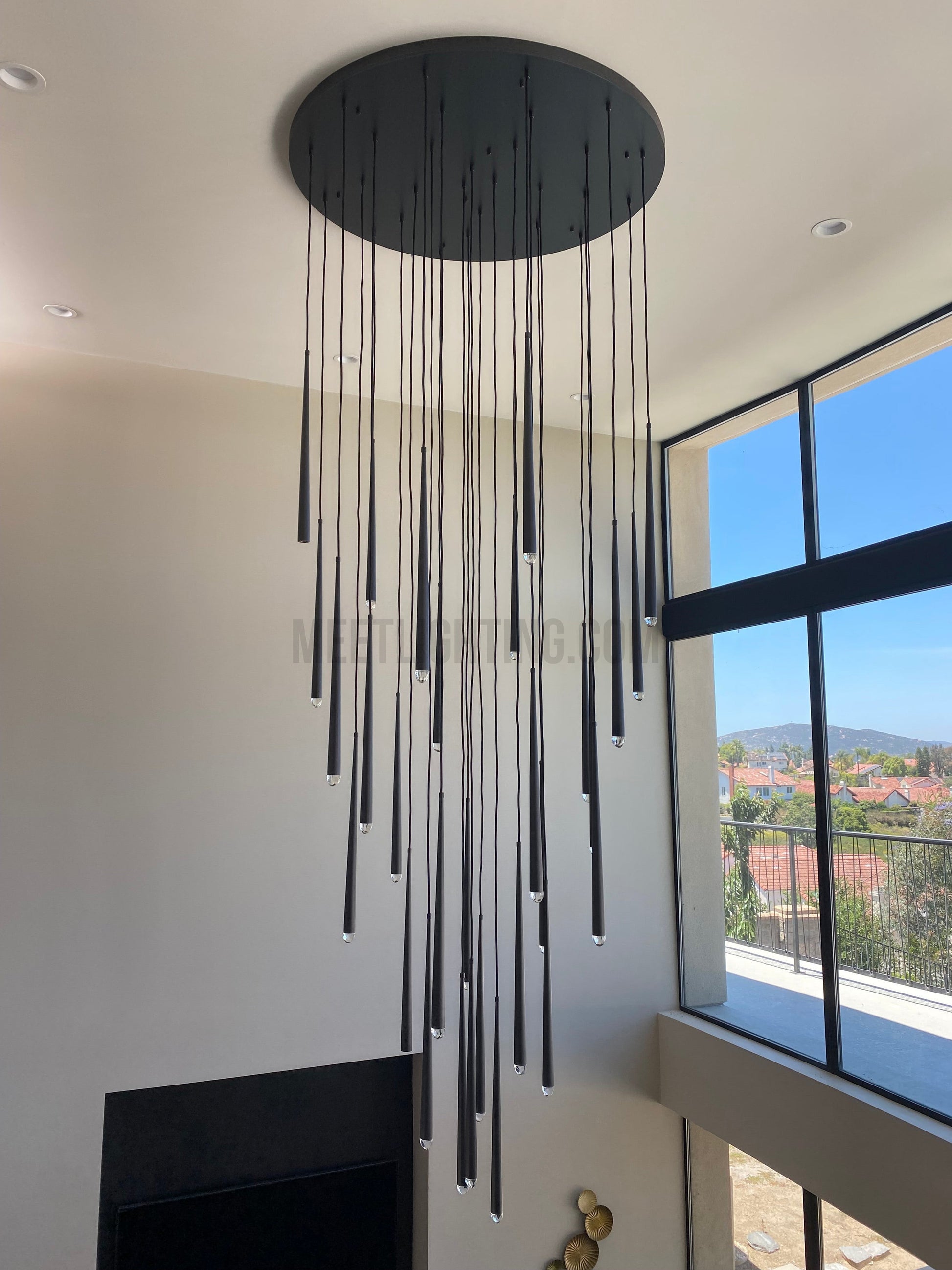 Chandelier Modern with Tubular Pendants and Round Canopy, 12 Lights