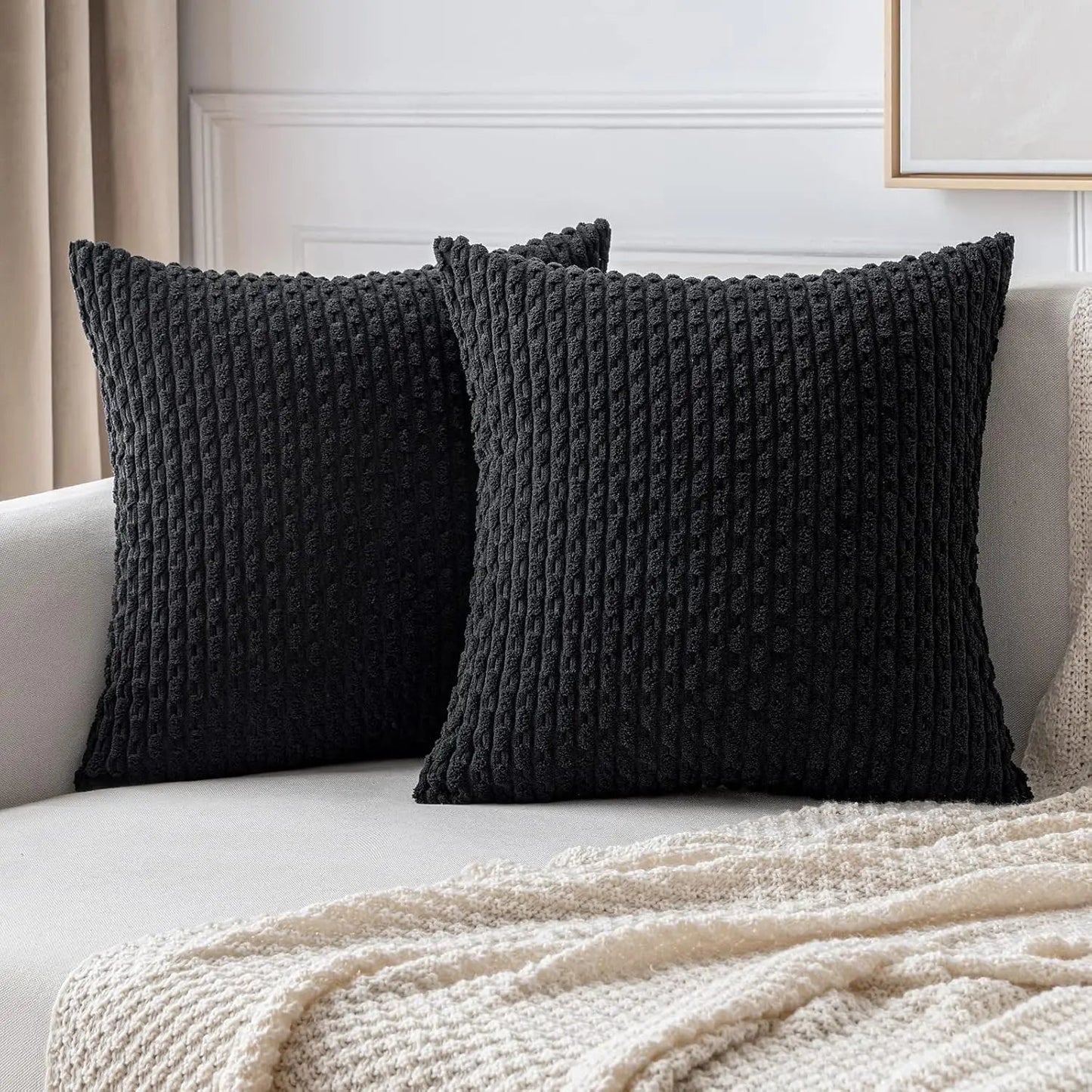 Corduroy Cushion Cover with Ribbed Texture and Zipper Closure