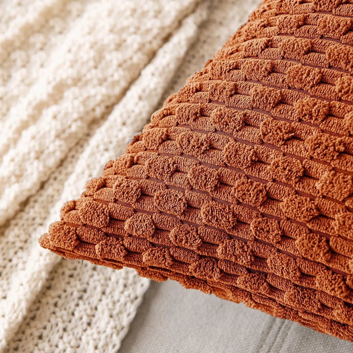 Corduroy Cushion Cover with Ribbed Texture and Zipper Closure