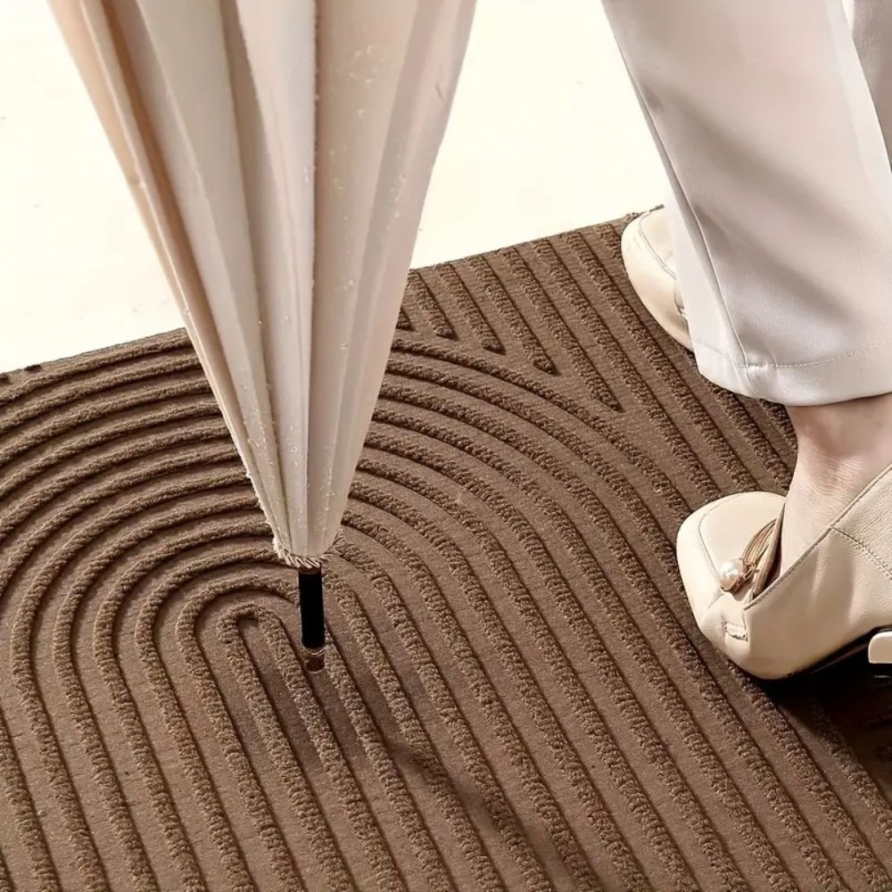 Doormat with Geometric Arch Pattern and Ribbed Texture for Entryway