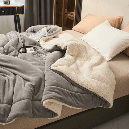 Double-Sided Sherpa Throw Blanket for Sofa and Bed with Flannel Fleece