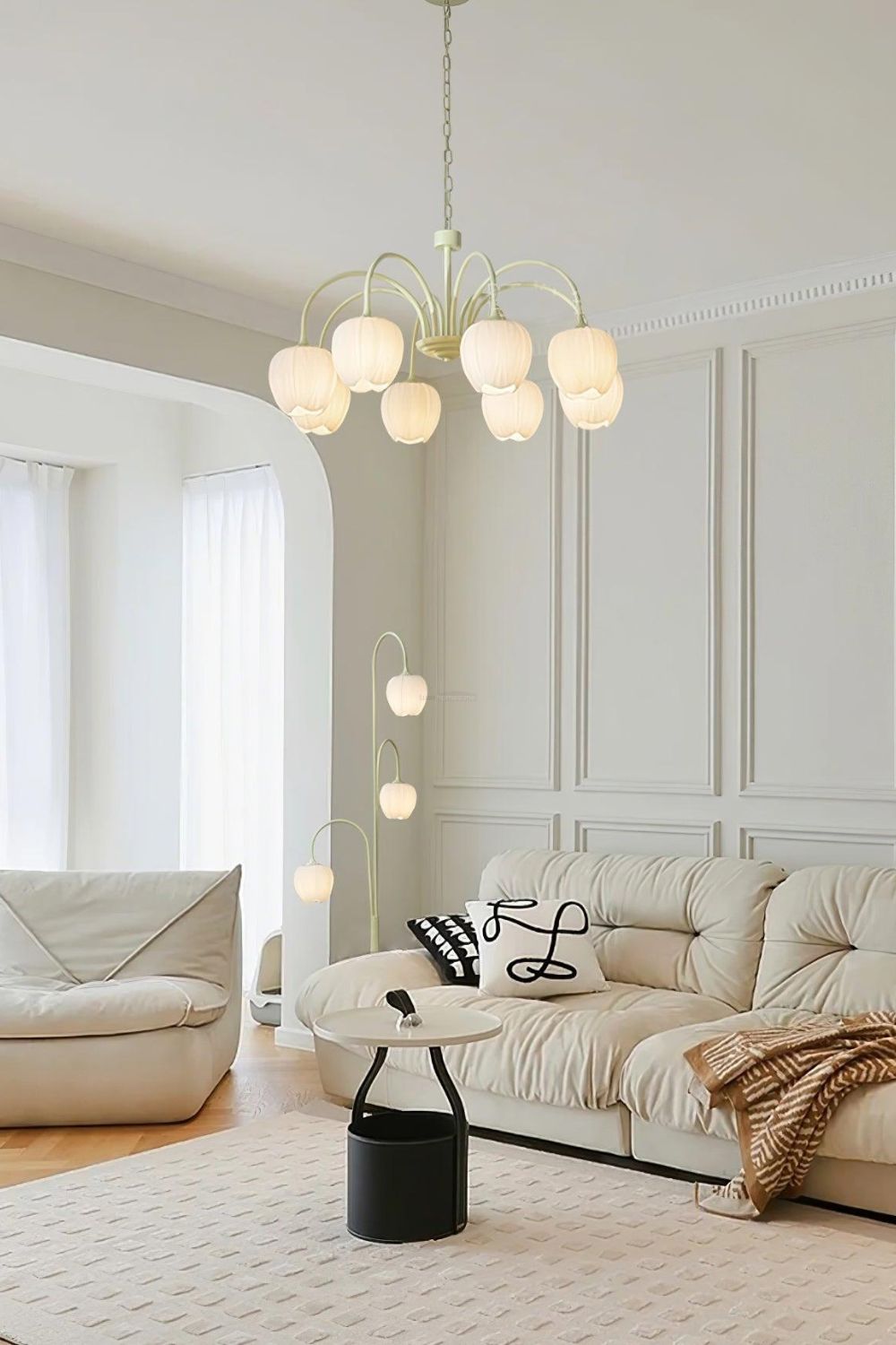 Floral Chandelier Bohemian with Tulip Glass Shades and Adjustable Chain