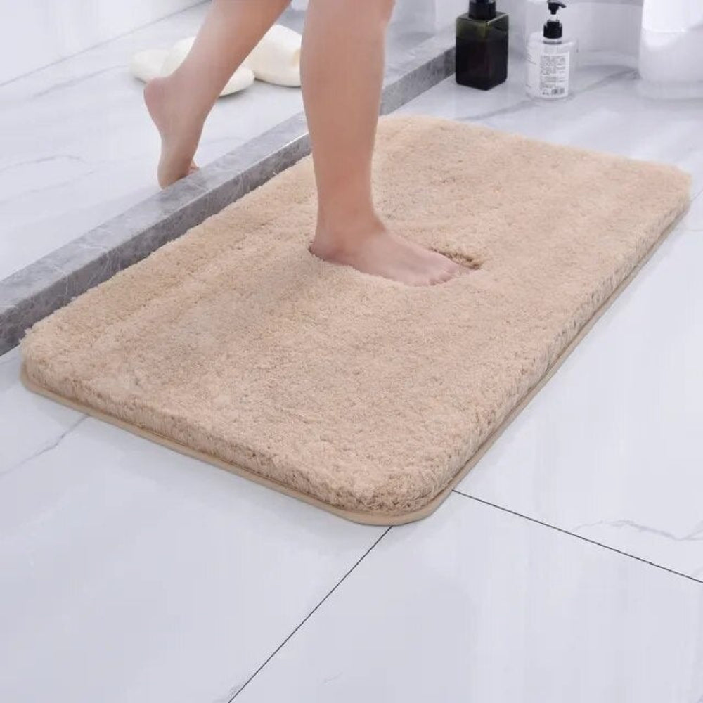 Fluffy Bath Mat with Non-Slip Backing and Absorbent Shag Pile
