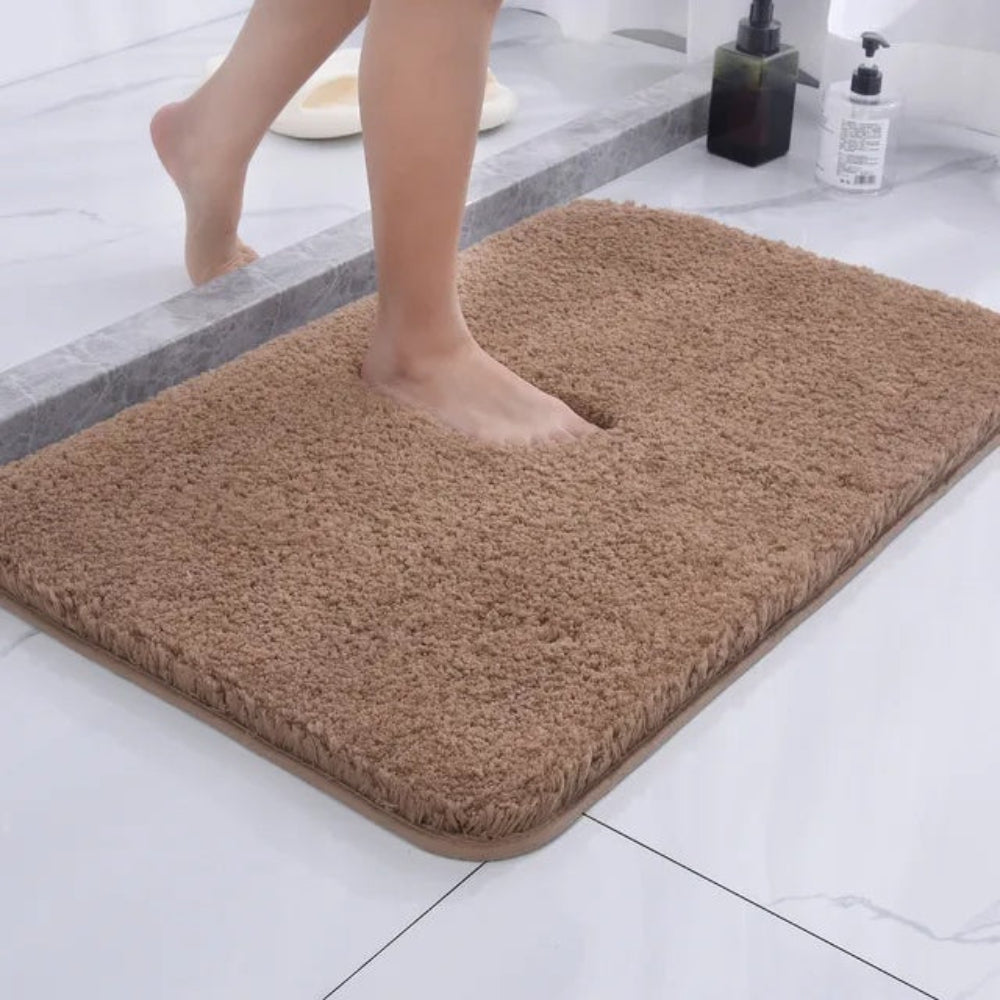 Fluffy Bath Mat with Non-Slip Backing and Absorbent Shag Pile