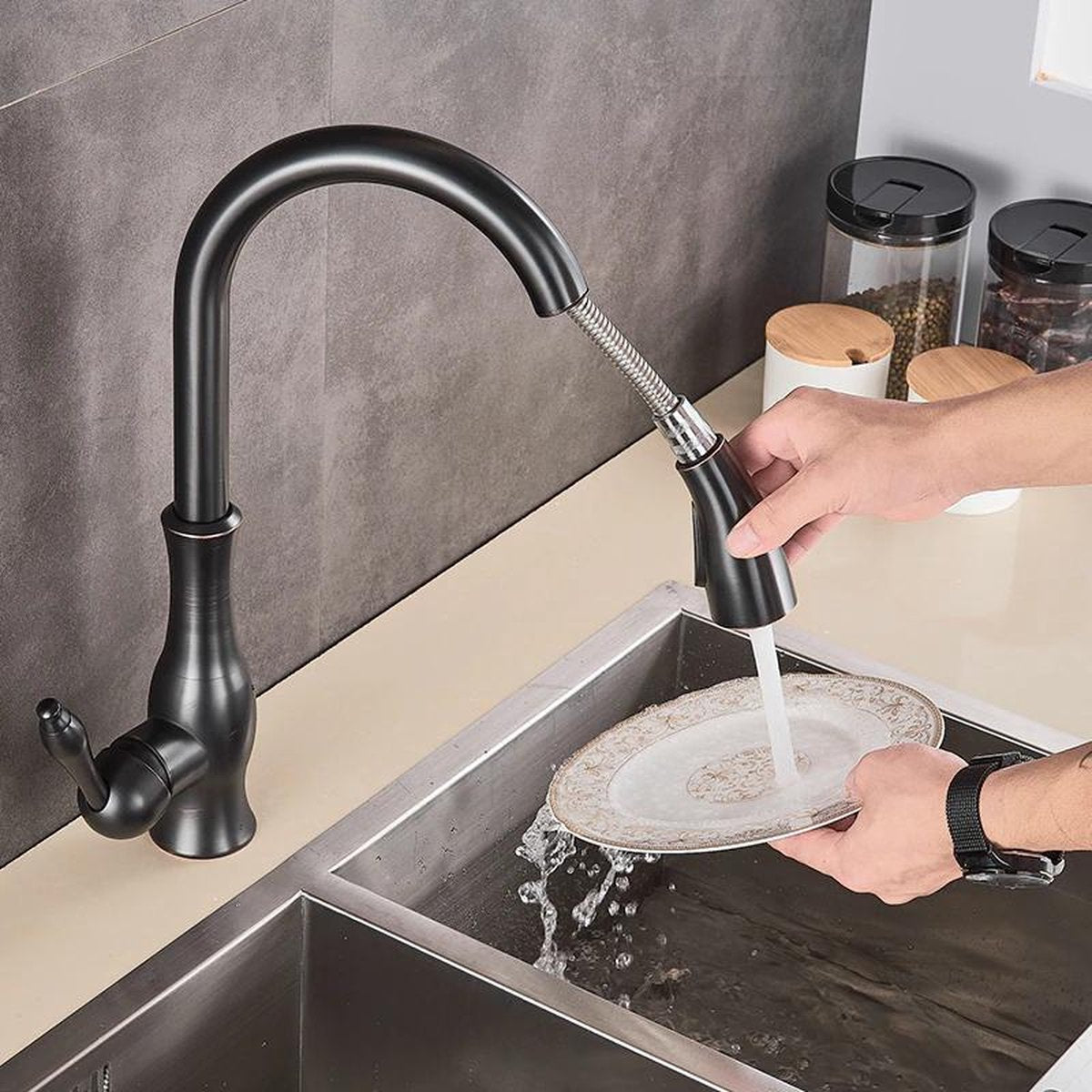 Kitchen Faucet with Pull-Down Sprayer Head and 360° Swivel Spout
