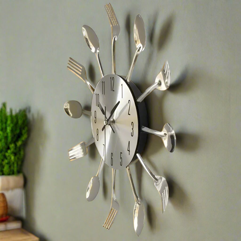 Kitchen Wall Clock with Cutlery Design and Quartz Movement