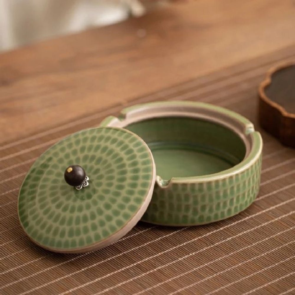 Minimalist Ceramic Ashtray with Wooden Lid