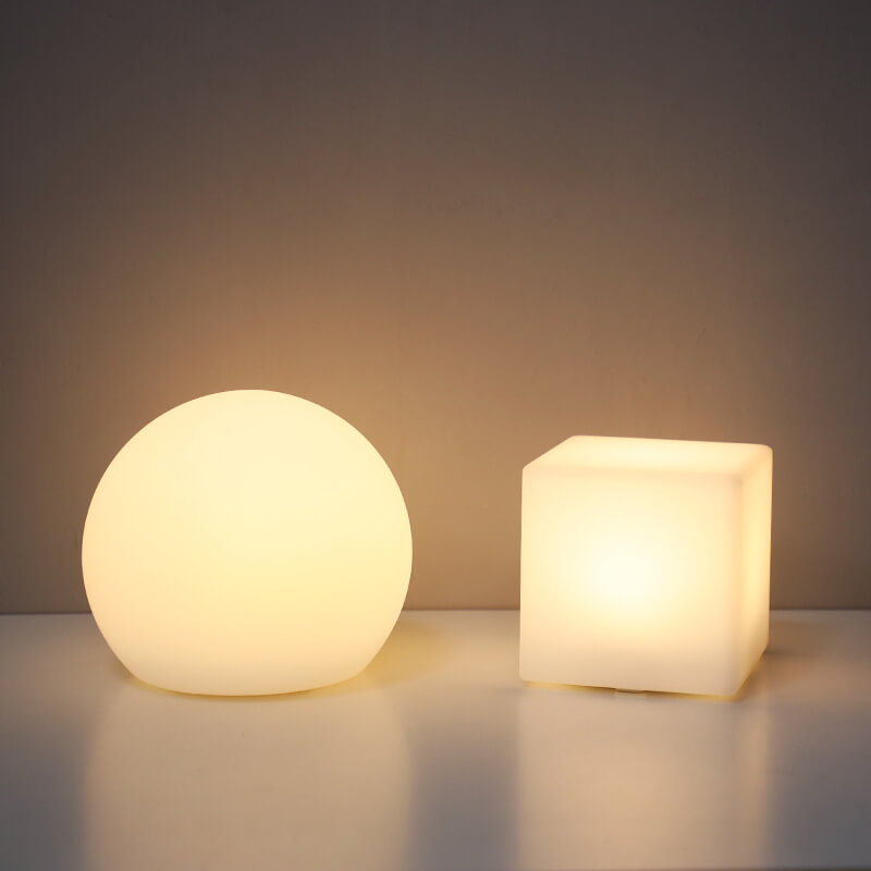 Minimalist LED Table Lamp with Remote Control and Geometric Shape