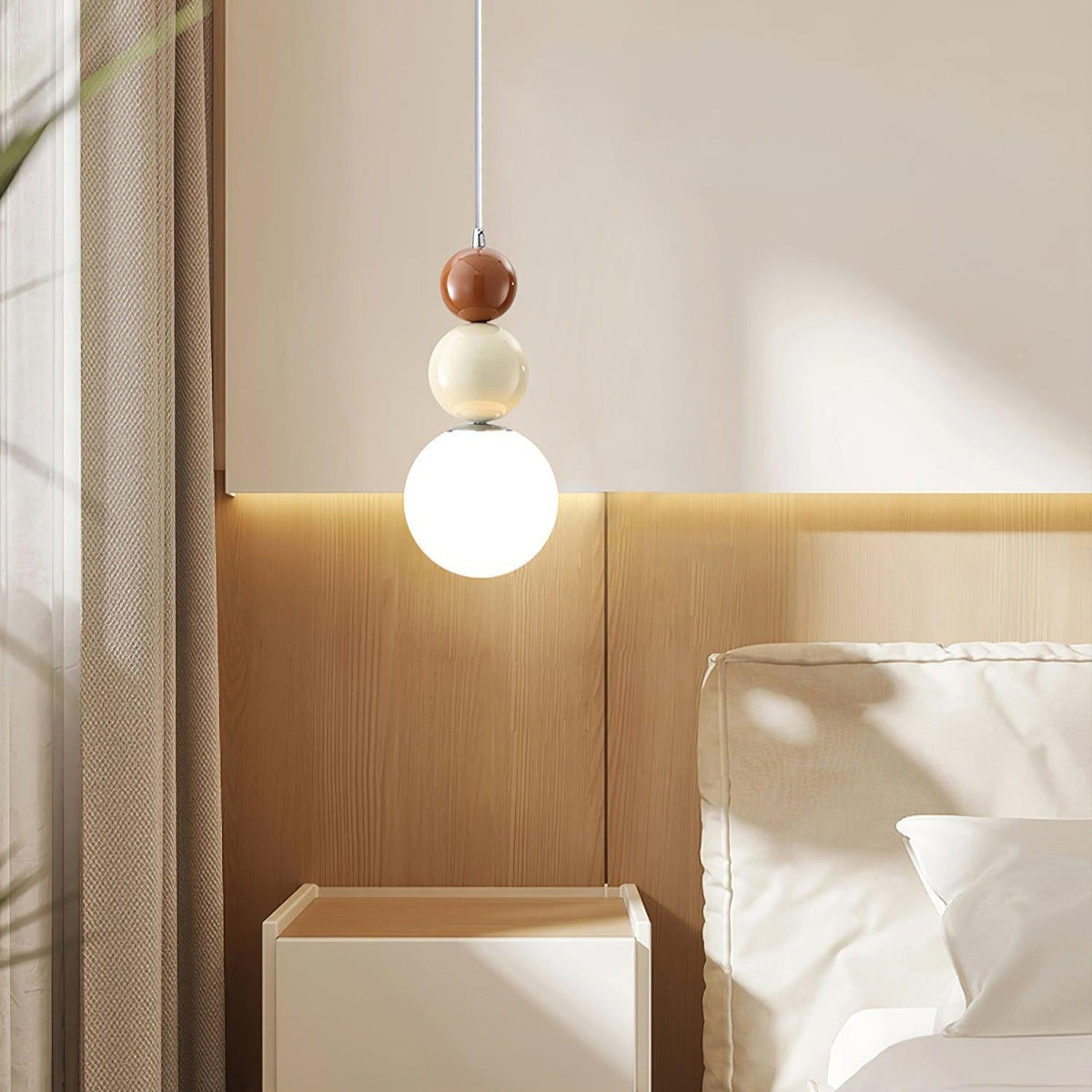 Minimalist Pendant Lamp with Glass Globe and Stacked Spheres