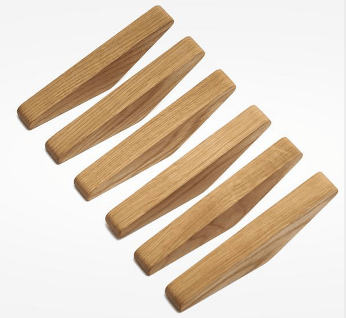 Minimalist Wall Hooks with Natural Wood Grain and Two-Tone Finish