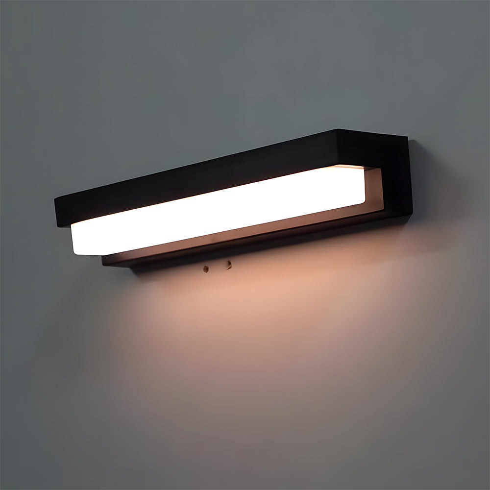 Modern Solar Linear Outdoor Wall Light with IP65 Rating
