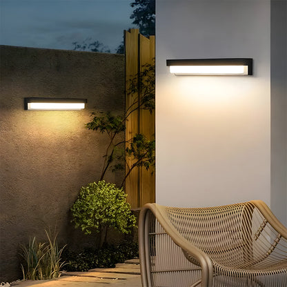 Modern Solar Linear Outdoor Wall Light with IP65 Rating
