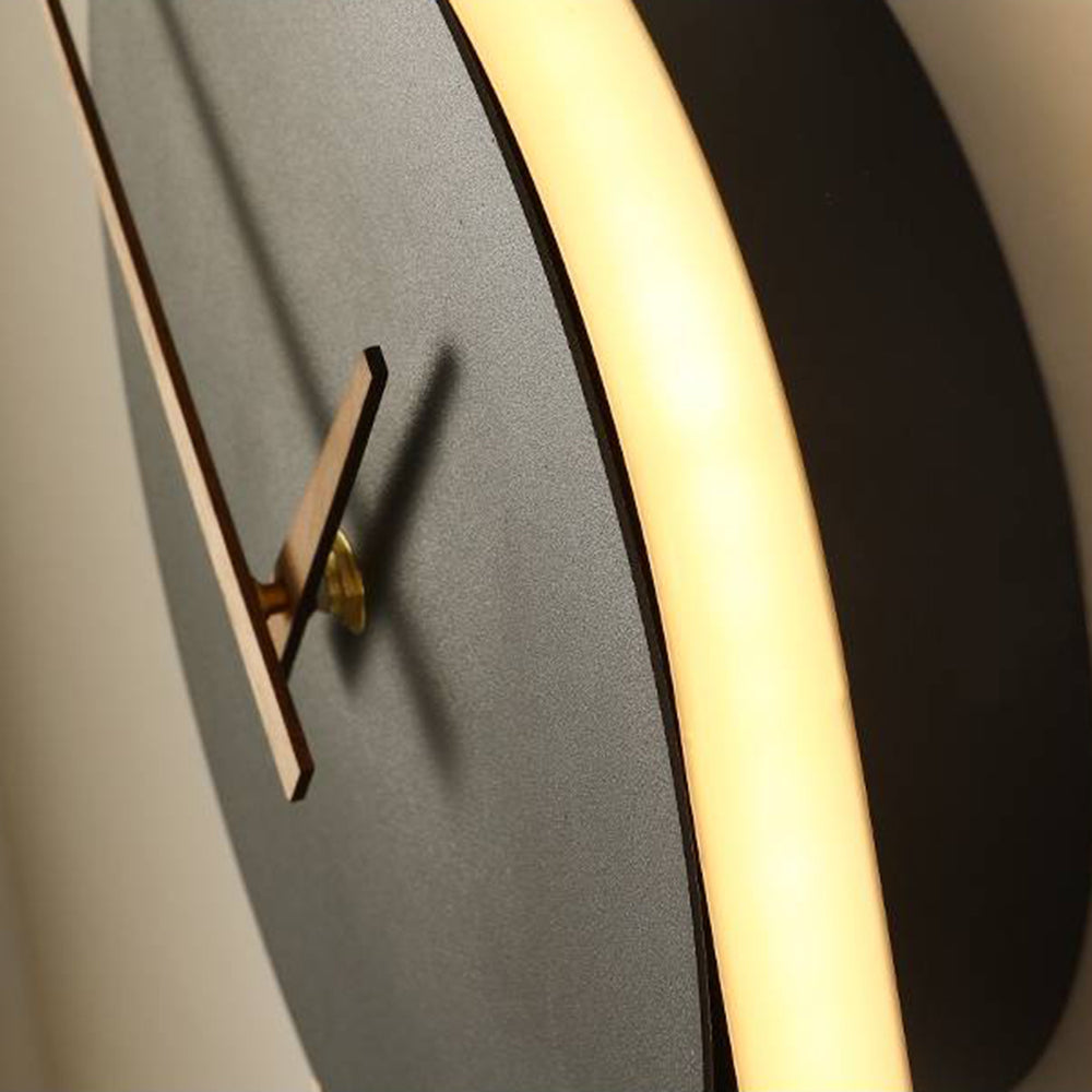 Modern Wall Lamp with Clock and Pendulum, Integrated LED, 8.7" / 22 cm Dial