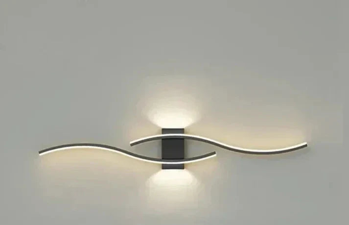 Modern Wave LED Wall Lamp with Curved Design and Integrated LED