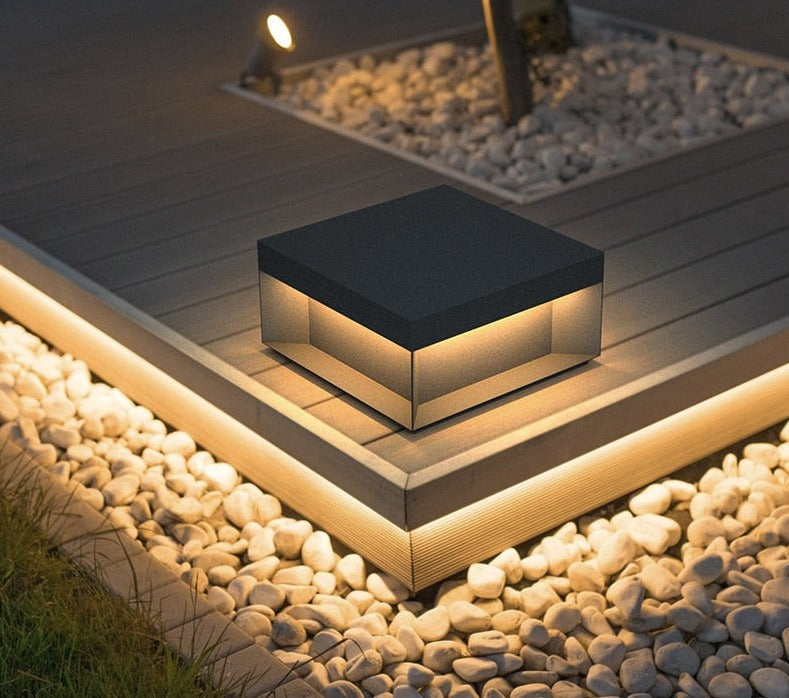 Outdoor Garden Post Cap Light Modern Solar and Wired LED Fence Pillar Lamp