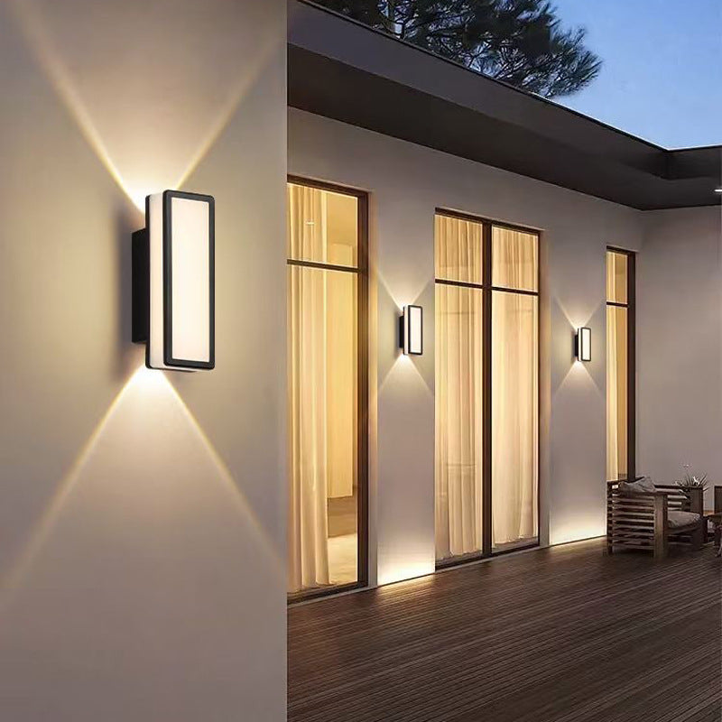 Outdoor LED Wall Lamp Modern Up Down Light with IP65 Rating