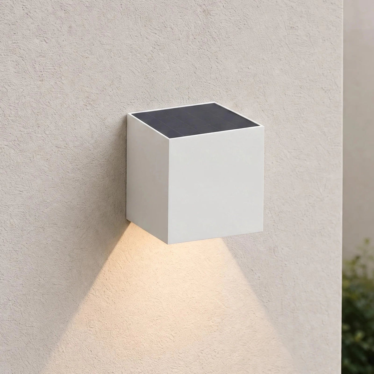 Outdoor Solar Wall Light Minimalist Cube with Motion Sensor and 3 Light Colors