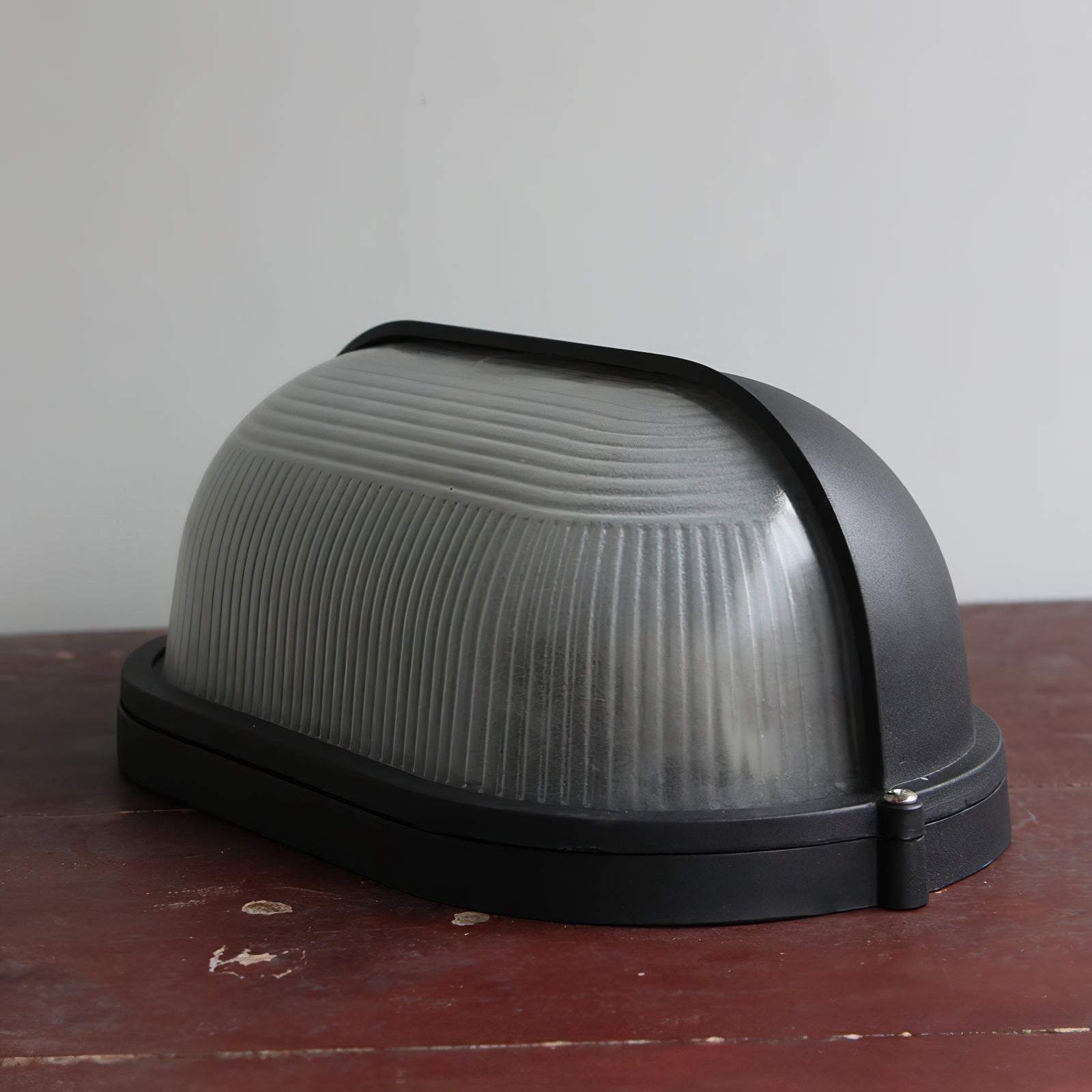 Outdoor Wall Lamp Industrial Retro with Oval Frosted Glass Cover