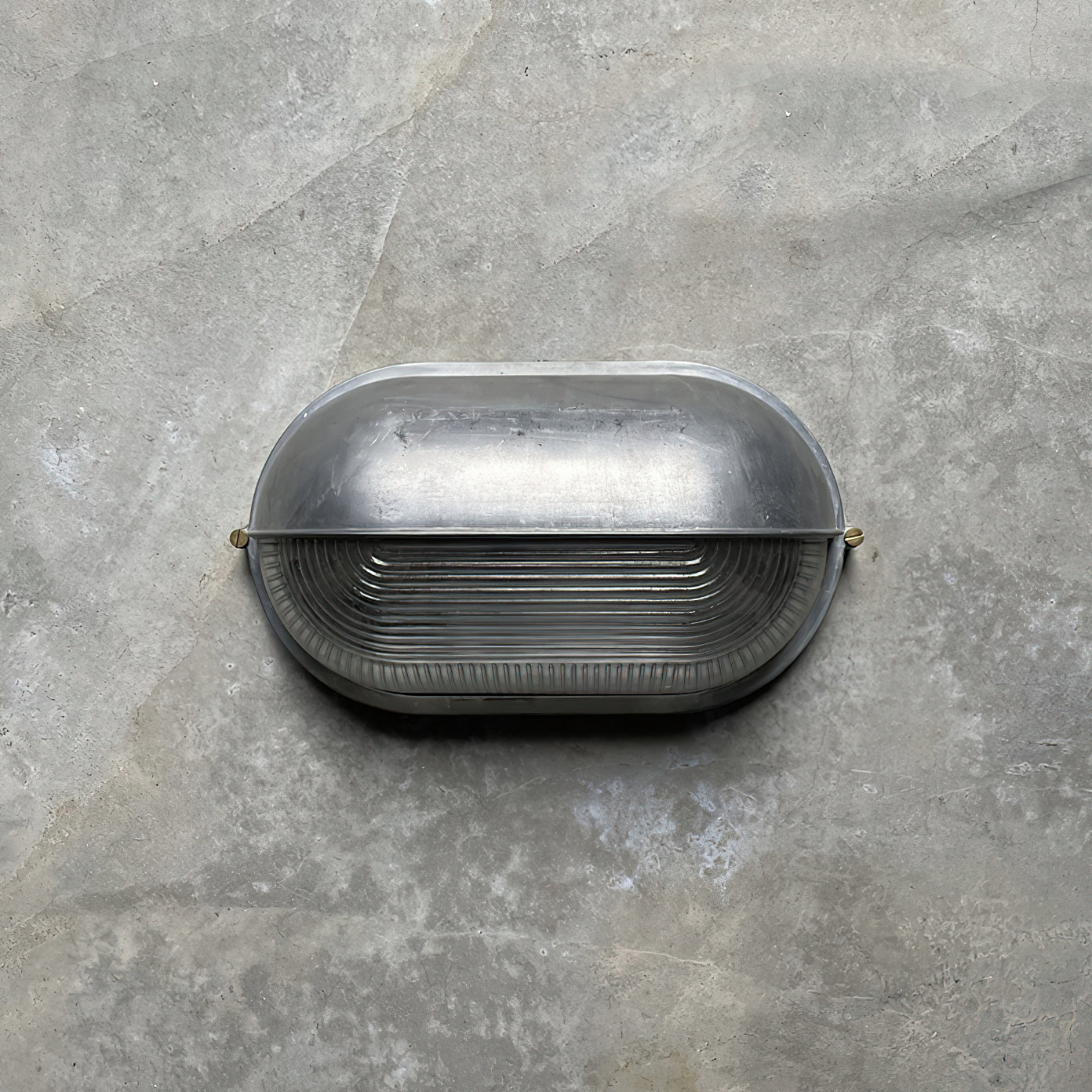 Outdoor Wall Lamp Industrial Retro with Oval Frosted Glass Cover