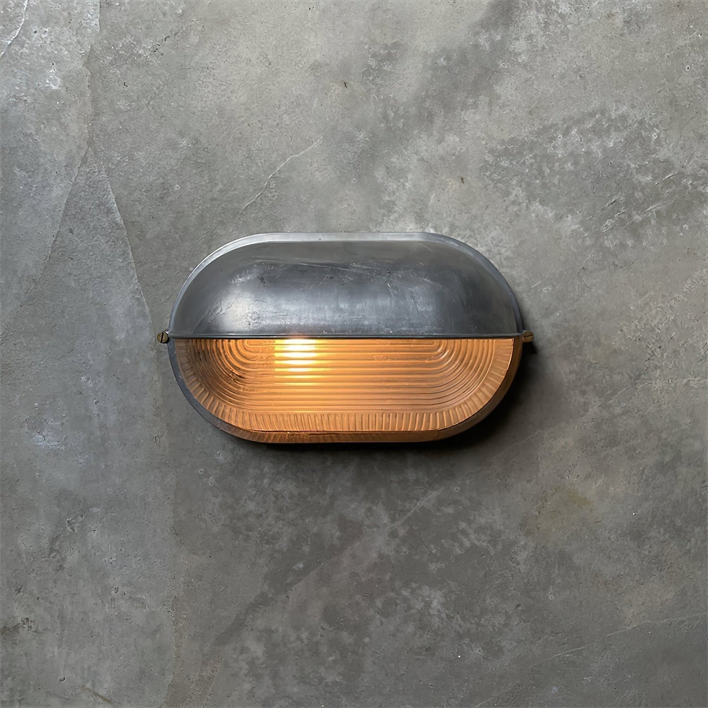 Outdoor Wall Lamp Industrial Retro with Oval Frosted Glass Cover