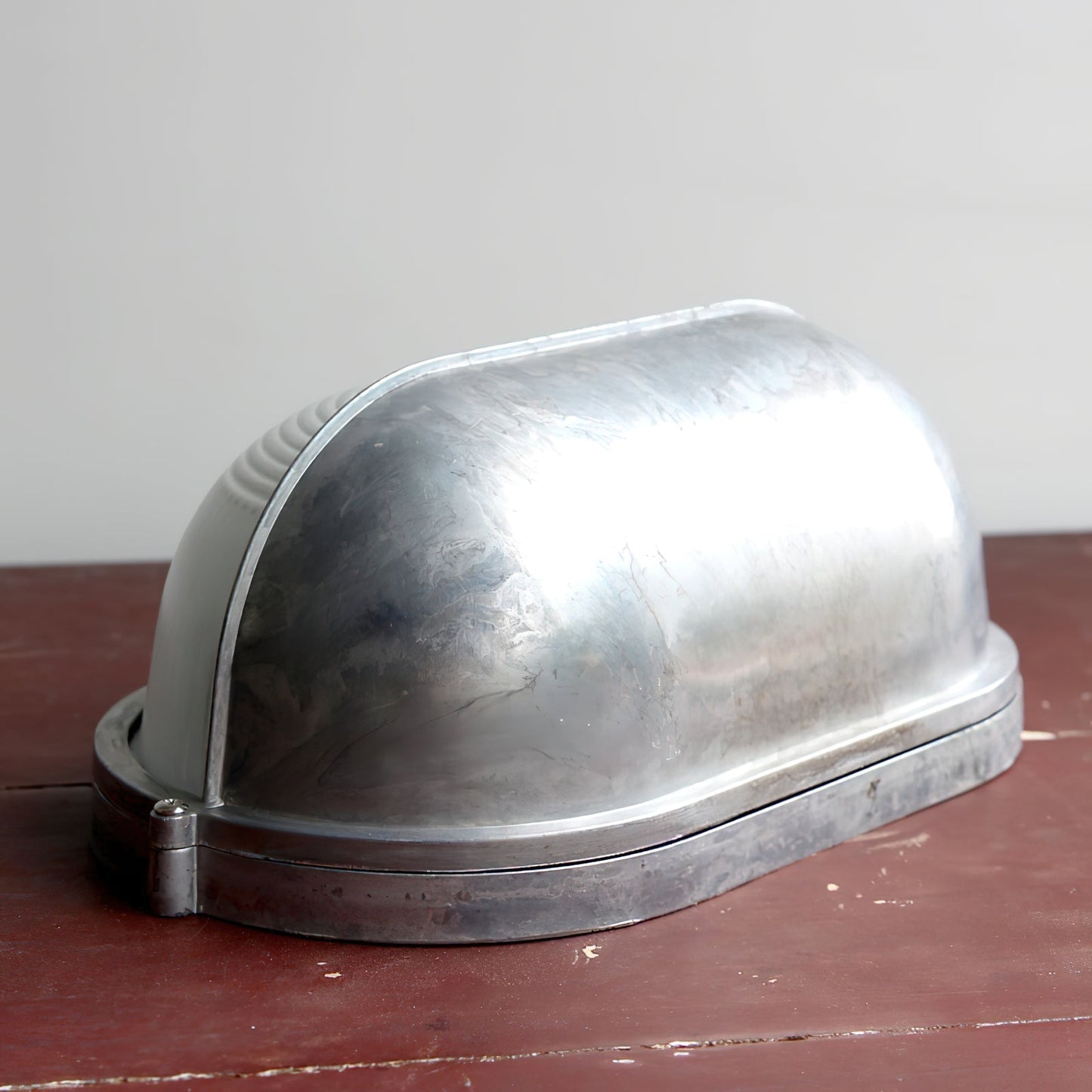 Outdoor Wall Lamp Industrial Retro with Oval Frosted Glass Cover