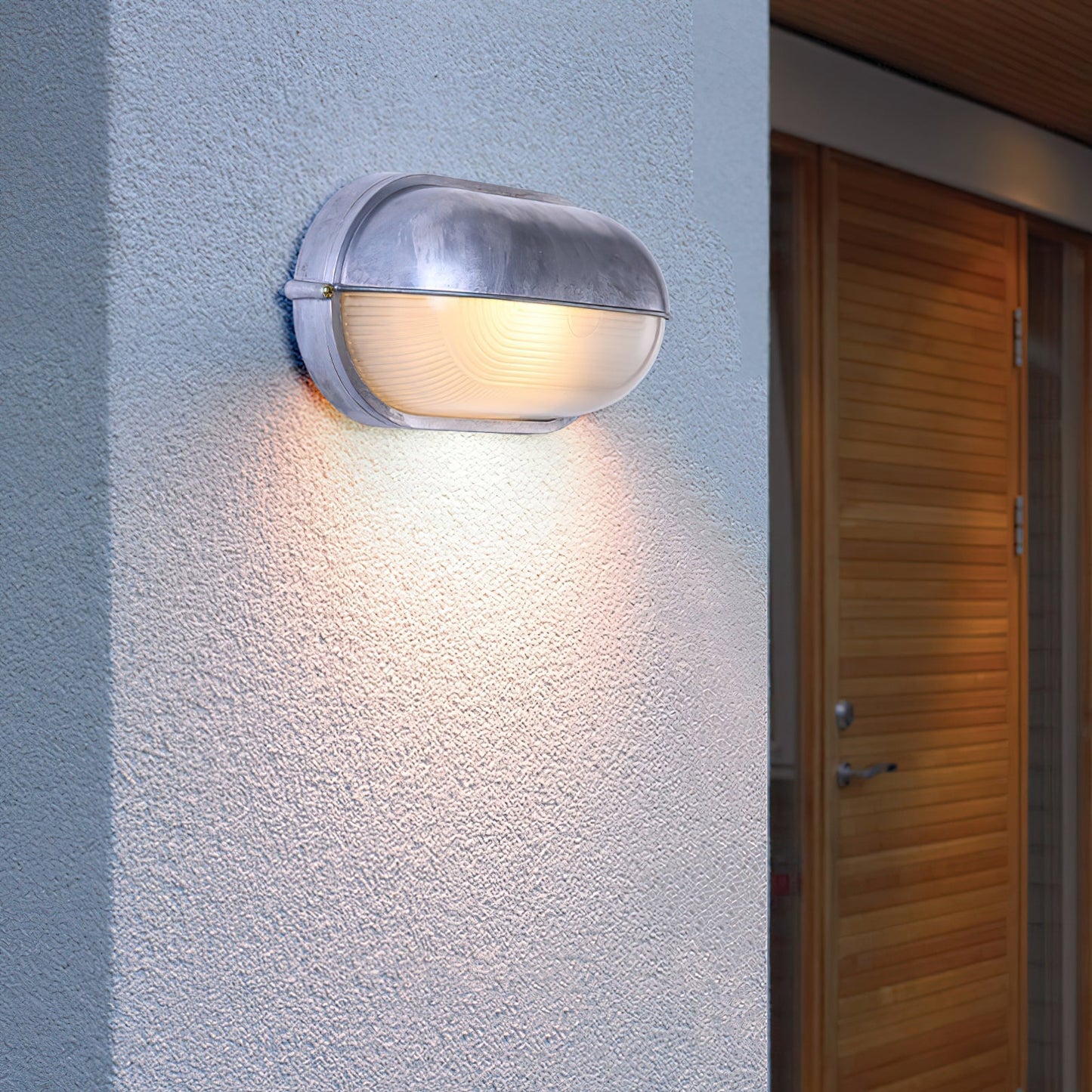 Outdoor Wall Lamp Industrial Retro with Oval Frosted Glass Cover