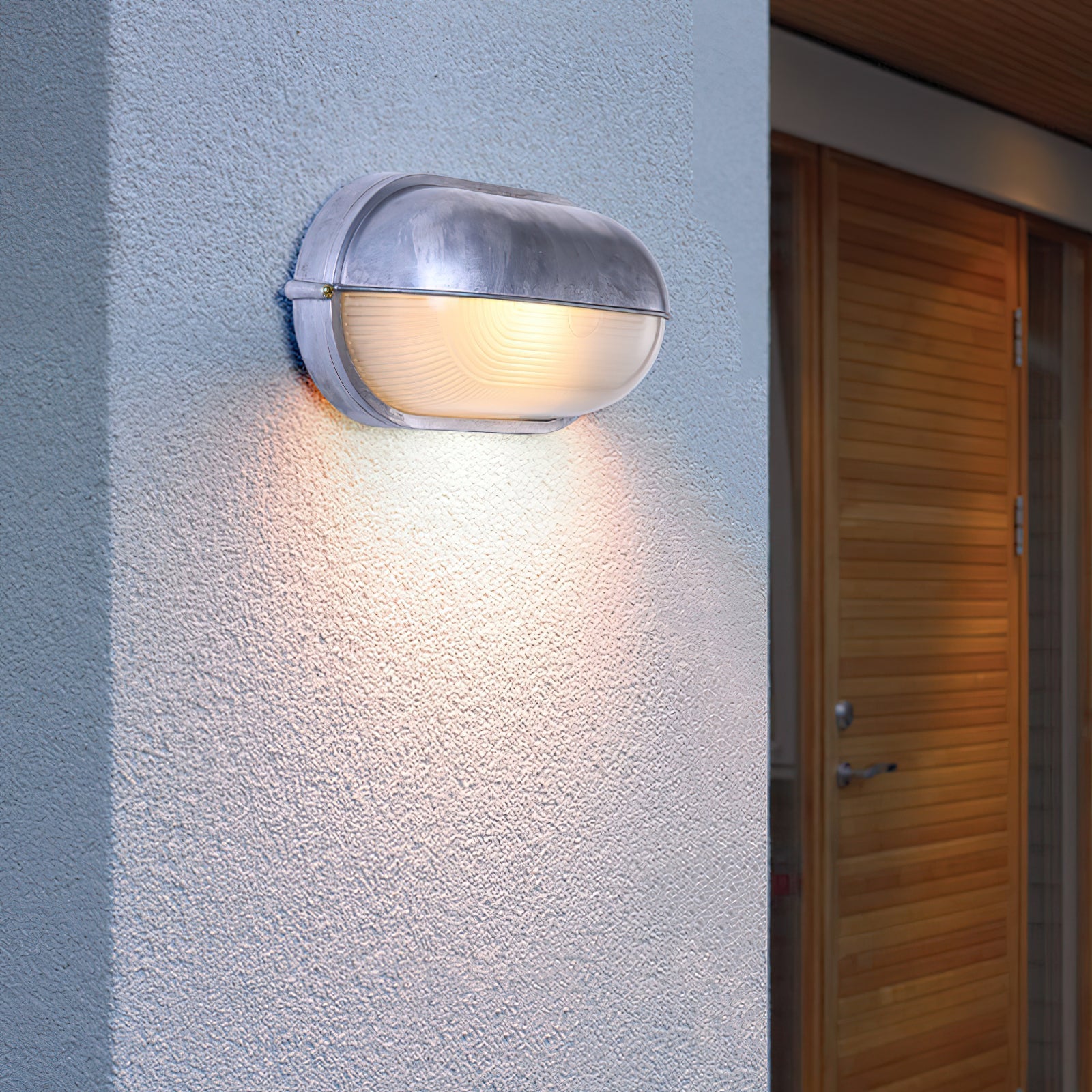 Outdoor Wall Lamp Industrial Retro with Oval Frosted Glass Cover