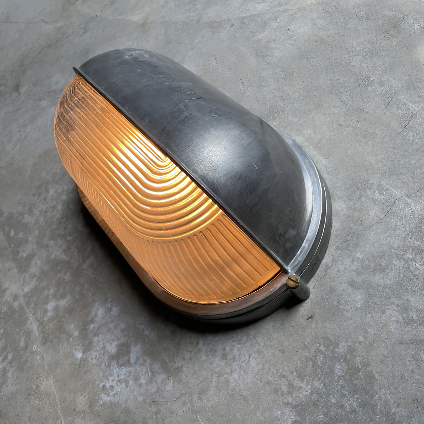 Outdoor Wall Lamp Industrial Retro with Oval Frosted Glass Cover