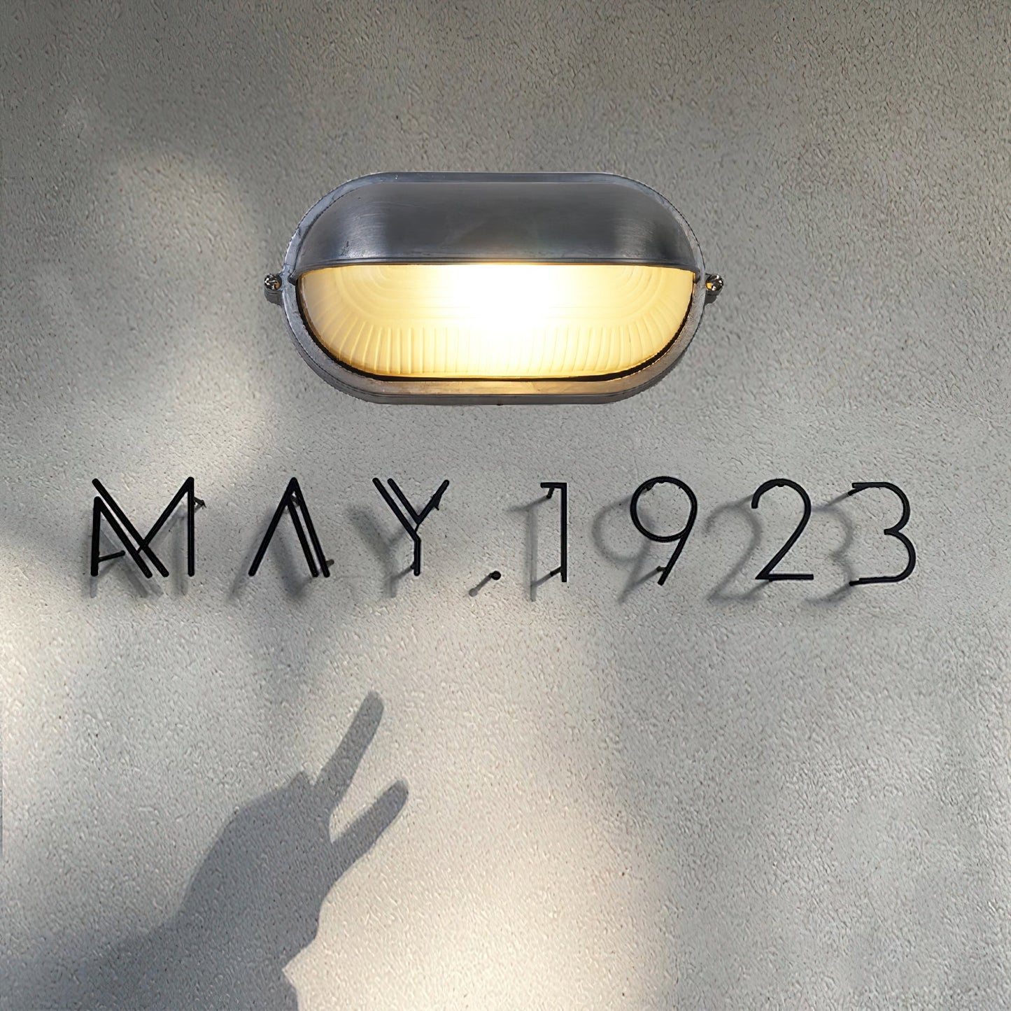Outdoor Wall Lamp Industrial Retro with Oval Frosted Glass Cover