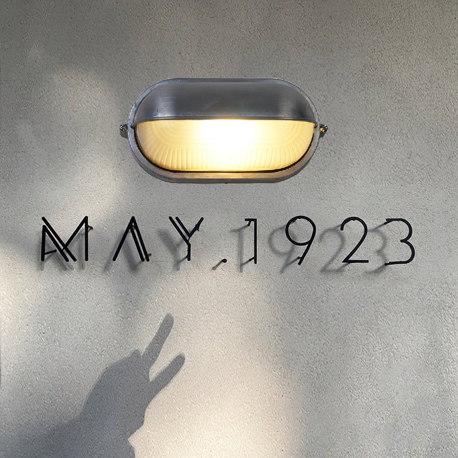 Outdoor Wall Lamp Industrial Retro with Oval Frosted Glass Cover