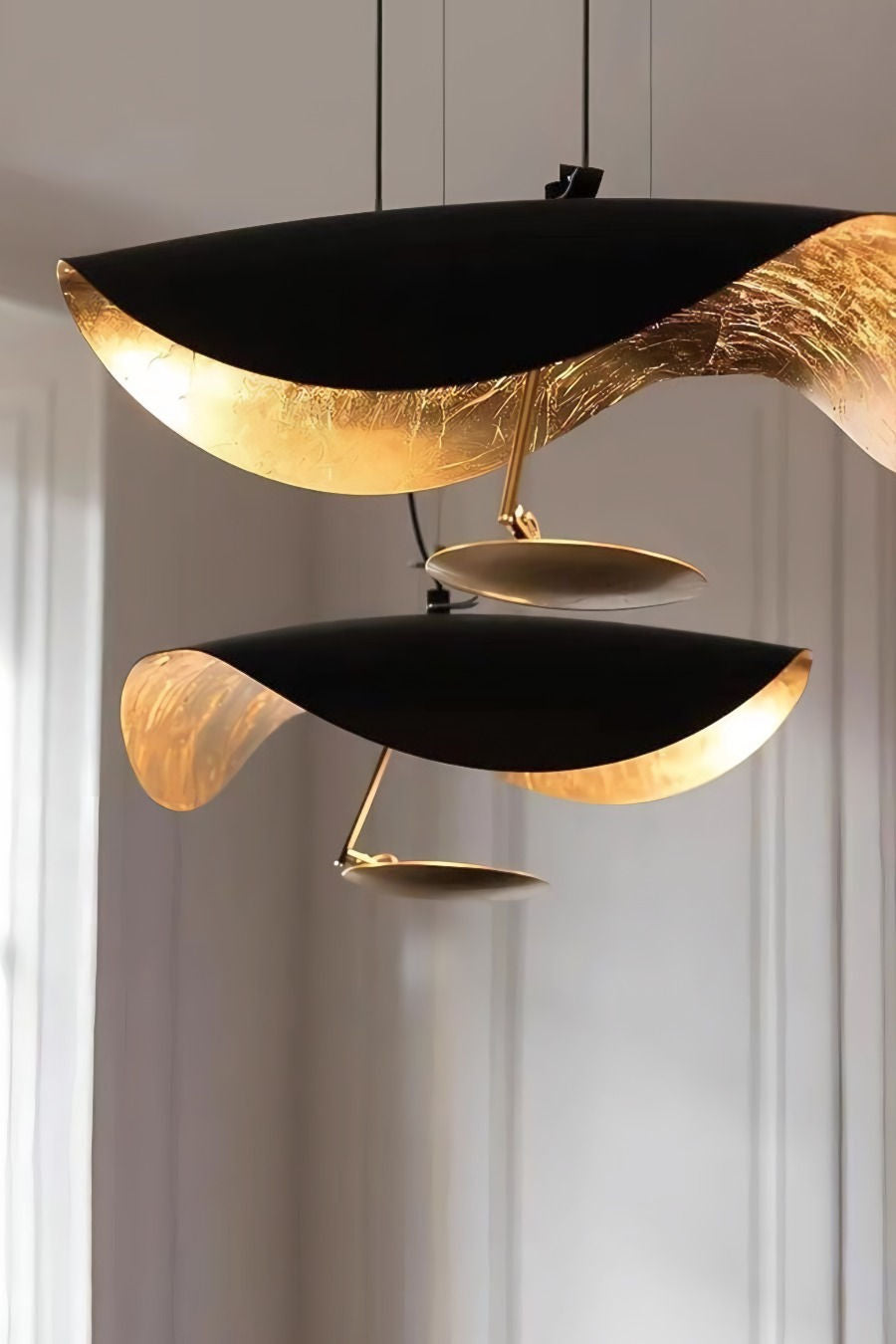 Pendant Lamp Art Deco with Curved Wave Shade and Integrated LED