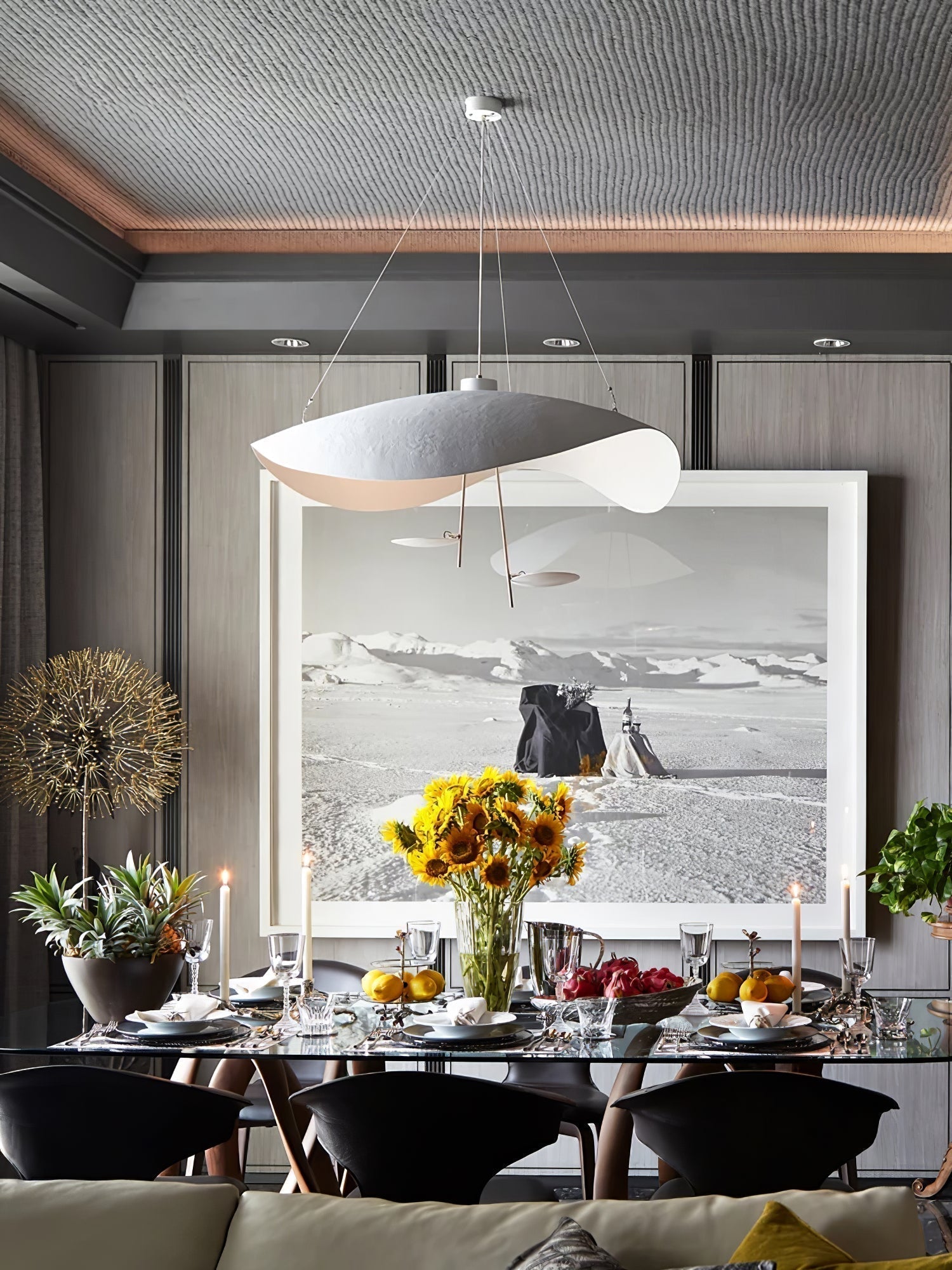 Pendant Lamp Art Deco with Curved Wave Shade and Integrated LED
