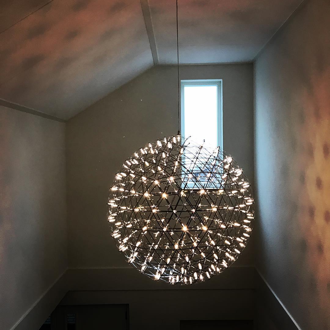 Pendant Lamp Modern Geometric Globe with Integrated LED Sparkling Sphere