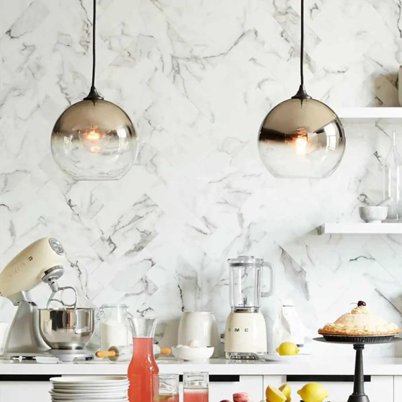 Pendant Lamp Modern with Gradient Glass Globe Shade