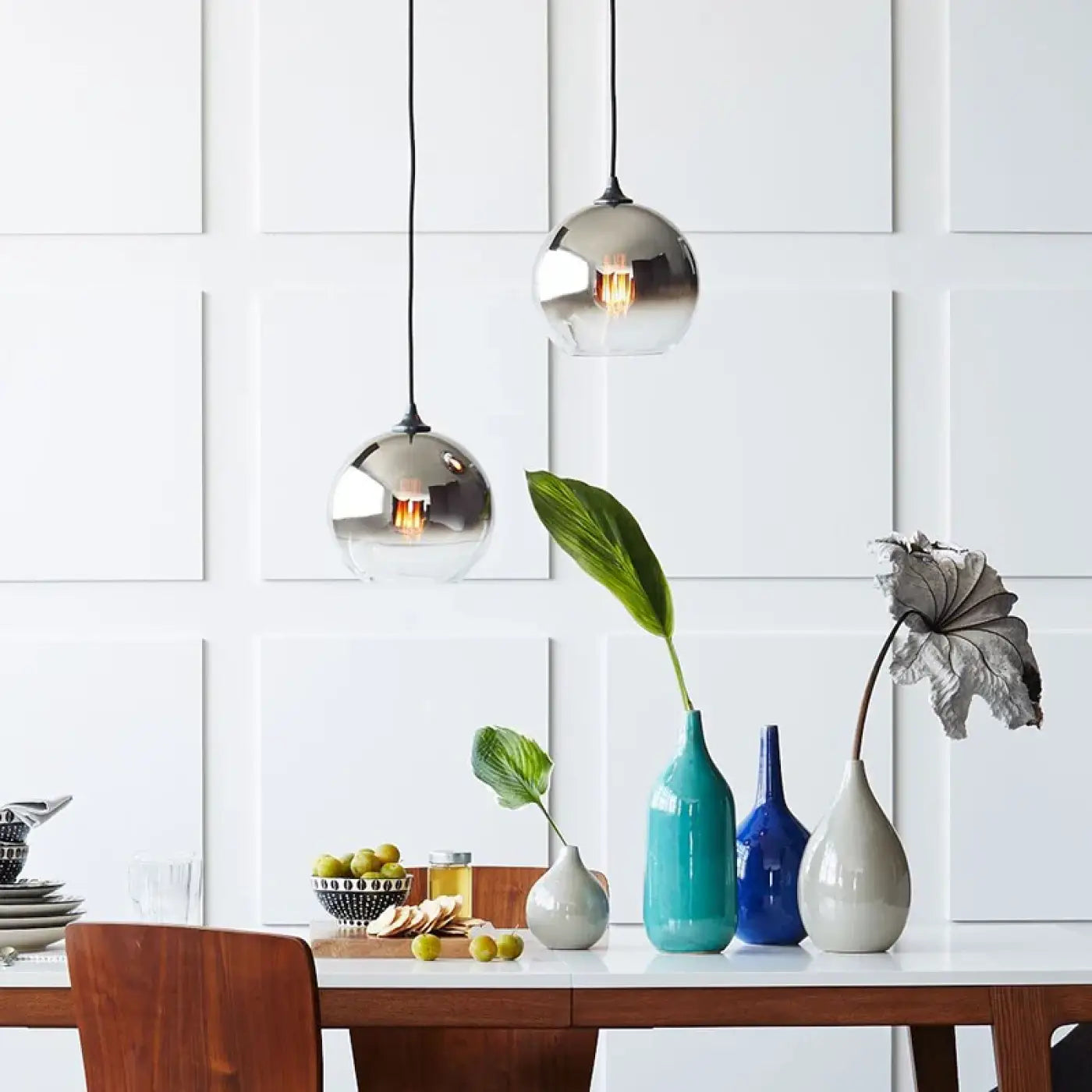 Pendant Lamp Modern with Gradient Glass Globe Shade