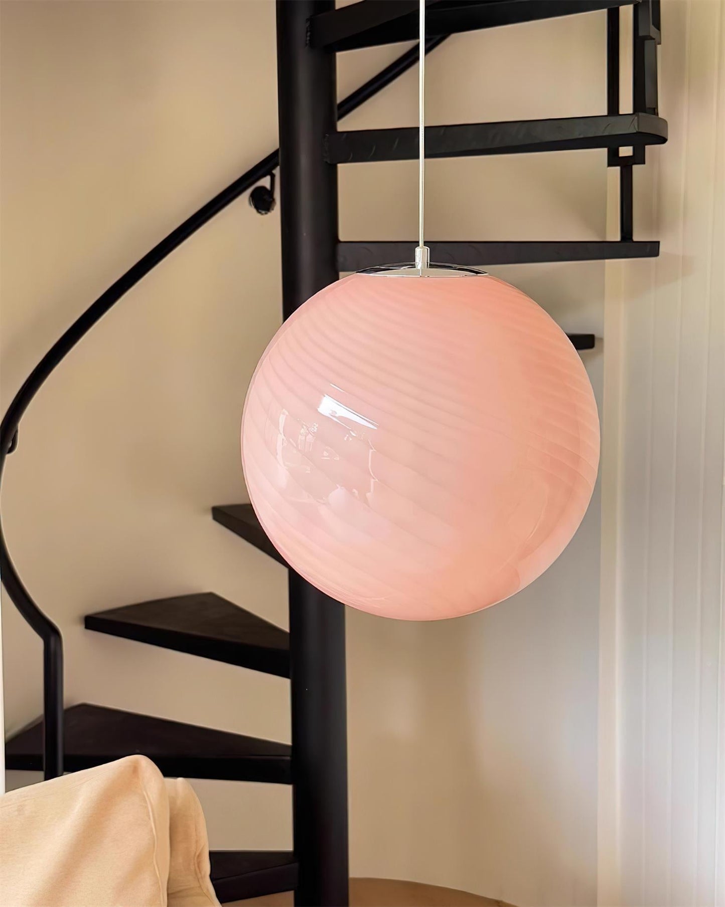 Pendant Lamp Retro with Swirl Glass Globe Shade